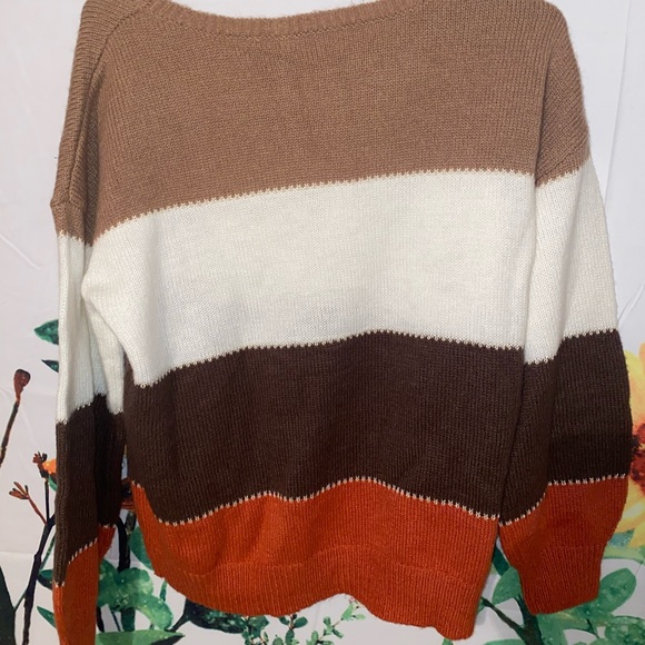 sweater - Picture 2 of 2